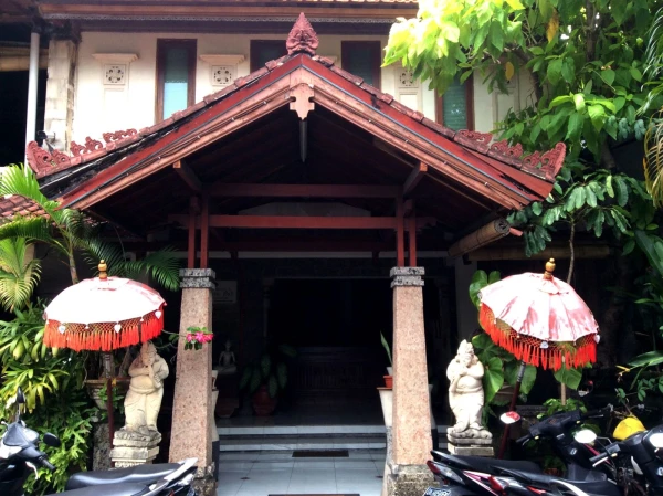 Restu Bali в Куте (Бали)