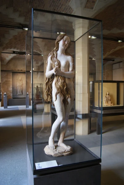 Musée du Louvre: Мария Магдалина скульптора Грегора Эрарта... 