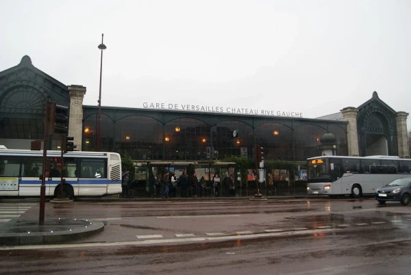 Вэлкам в Версаль: Gare de Versailles Chateau Rive Gauche