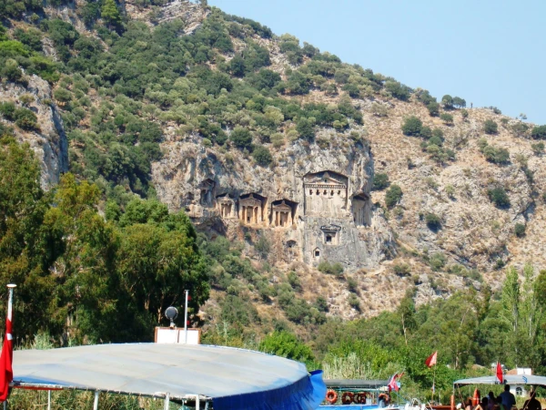 Ликийские гробницы