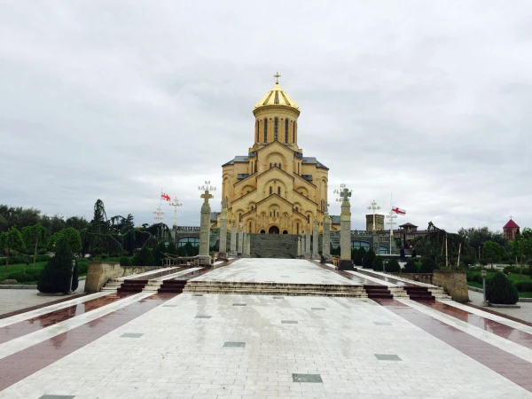 Церковь Св. Троицы Цвимба Самеба