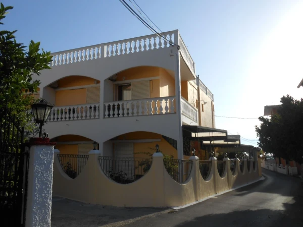 отель "Белла Виста"