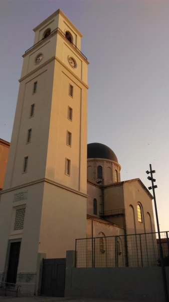 Duomo: колокольня с пятью колоколами… 