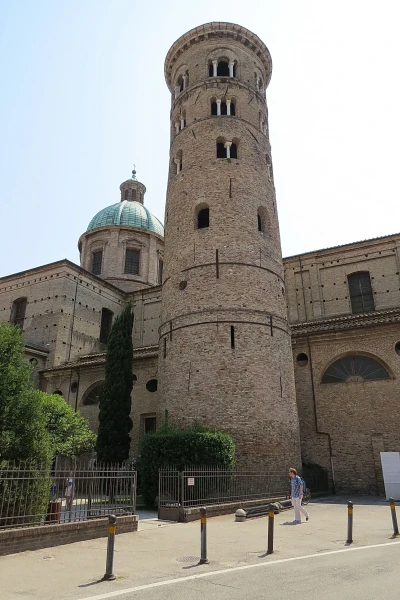Равенна, Duomo o Basilica Ursiana