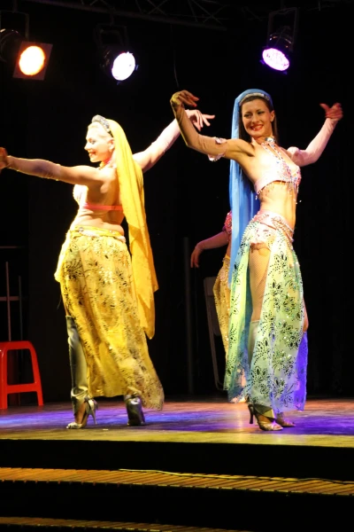 Отель Iberostar Bellevue 4*. Вечернее представление Variety Show.