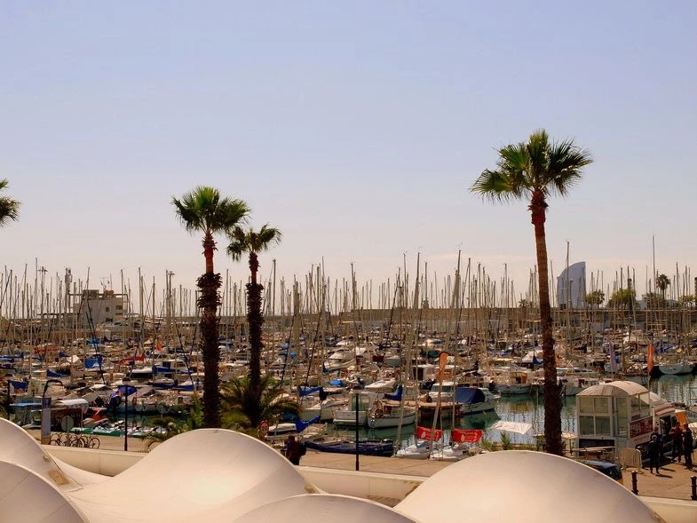 Порт-Олимпик (Port Olimpic De Barcelona) 