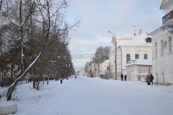 Пустынные улицы Великого Устюга