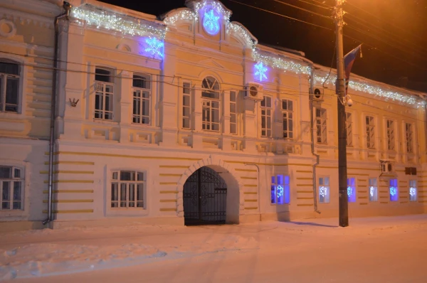 Вечерний город