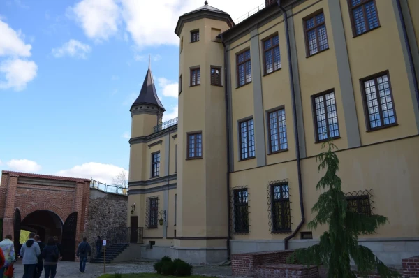 Тыльная сторона замка