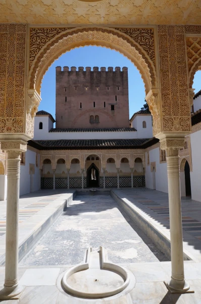 Pueblo Español. Альхамбра