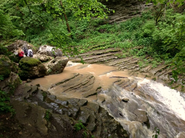 Пороги водопада Шнурочек