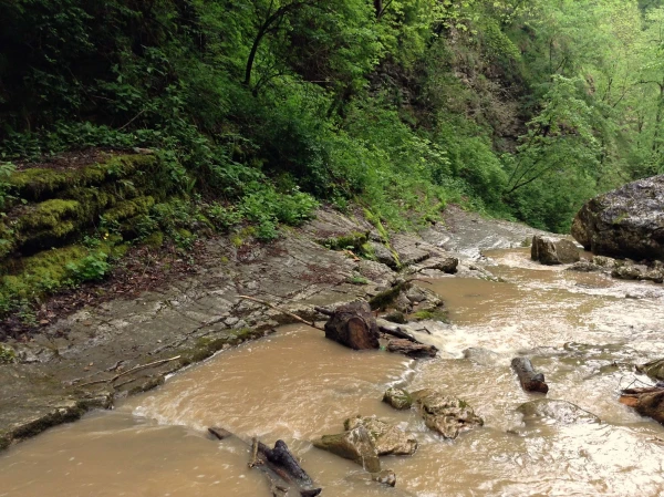 Пороги водопада Шнурочек
