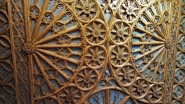 Livraria Lello. Фрагмент потолка