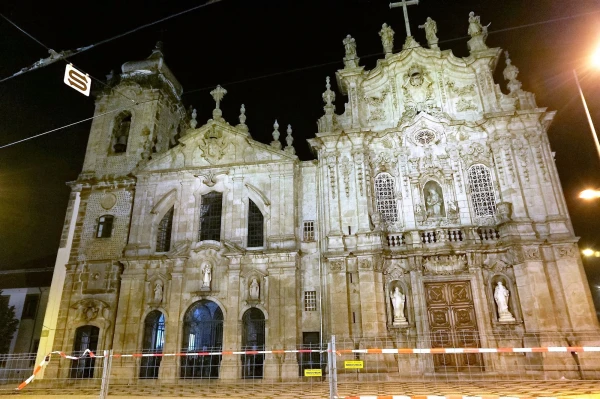 Церкви-двойняшки Igreja a nossa Senhora do Carmo и Igreja Dos Carmelitas