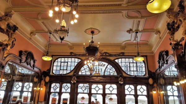 Café Majestic