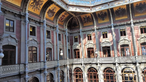 Дворец Биржи (Palácio da Bolsa)