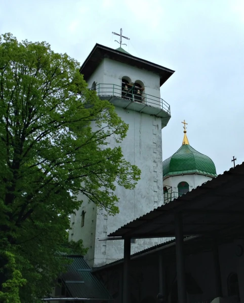 Колокольня Троицкого собора
