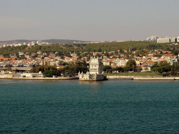 И снова белокаменная красавица башняБелем (Torre de Belém) на реке Тежу  
