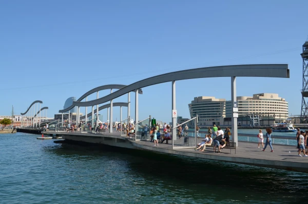 В старом порту Барселоны. Морская рамбла (rambla de Mar) 