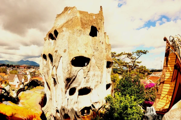 Crazy House Dalat Гостевой дом Ханг Нга в Далате Crazy House Hang Nga Dalat