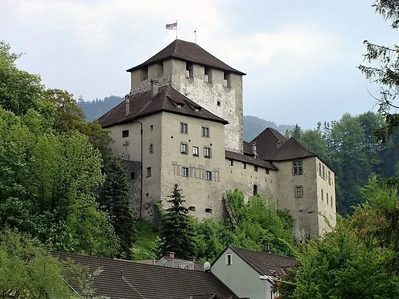 Замок Шаттенбург (Schattenburg), Фельдкирх