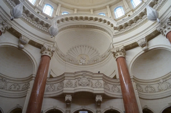 В Базилике Кармельской Богоматери (Basilica of Our Lady of Mount Carmel)