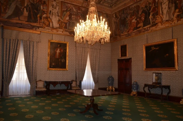 Во Дворце Великого магистра (the Grandmaster`s Palace)