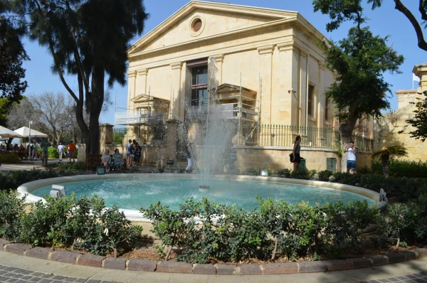 Верхние сады Баракка (Upper Baracca Gardens)