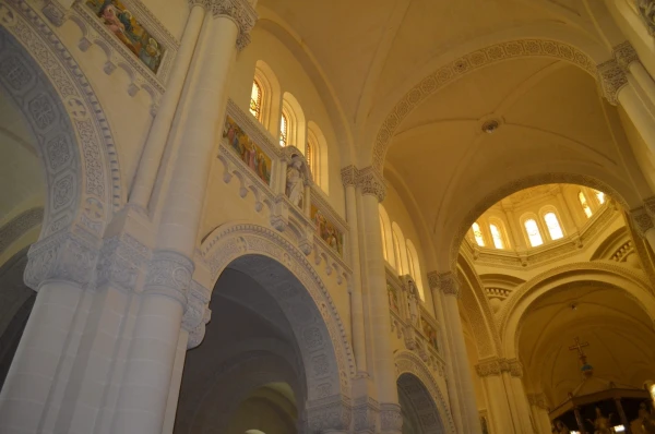 В Церкви Та Пину (Ta Pinu Sanctuary)