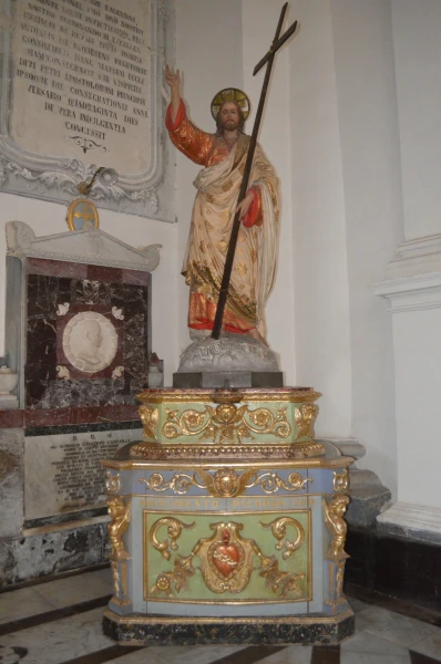 В Церкви Святого Петра (Duomo Di San Pietro)