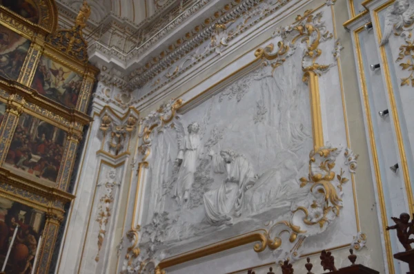В Кафедральном Соборе святого Георгия (Duomo di San Giorgio) 12 века