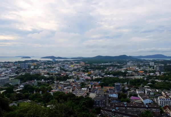 Виды со смотровой площадки на горе Ранг (Khao Rang Viewpoint)