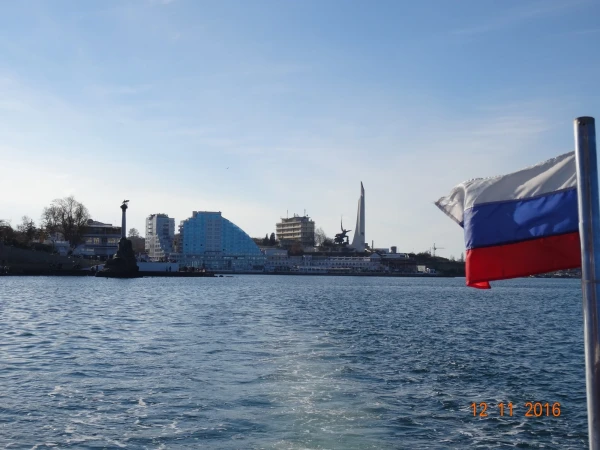 Прогулка по Севастопольской бухте...