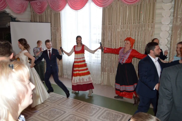 Свадебный хоровод