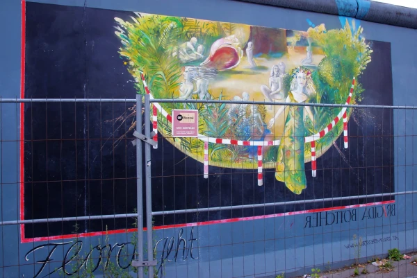 Галерея "East Side Gallery" на Берлинской стене..