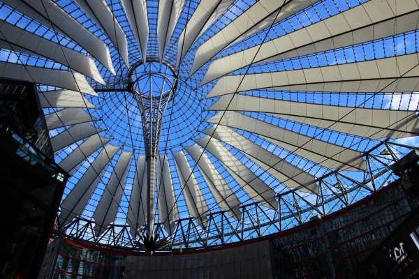 Sony Center — ансамбль зданий на Потсдамской площади в центре германской столицы, один из символов нового Берлина.