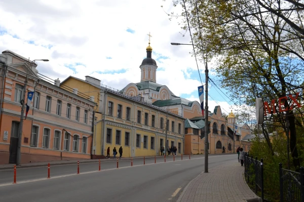 Свято-троицкий женский монастырь (1672 г.)