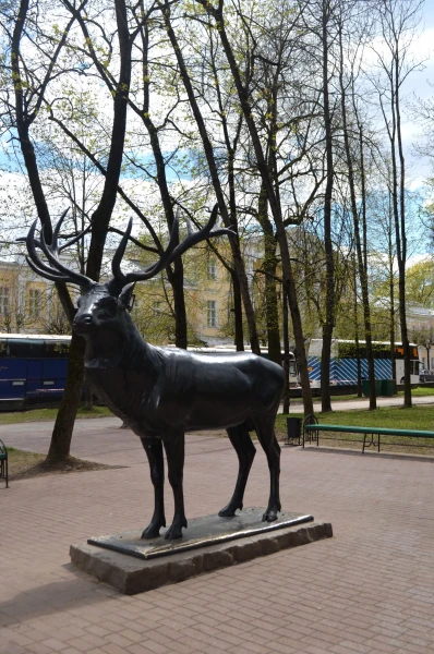 Парк Блонье. Знаменитый смоленский олень