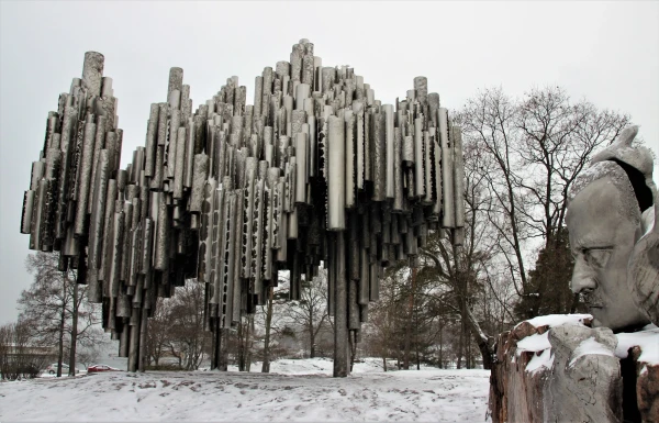 Хельсинки. Мемориал Я. Сибелиуса.