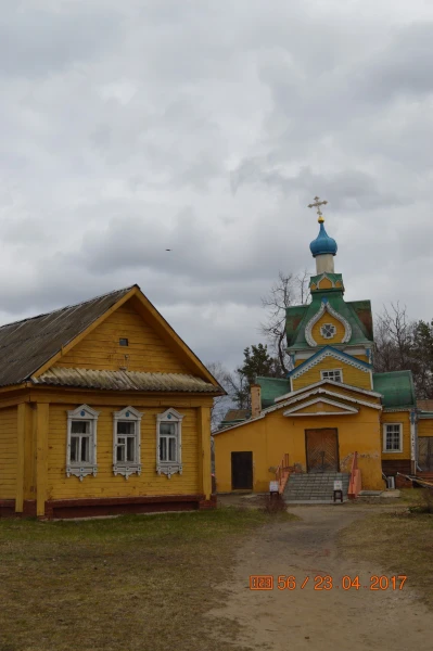 Церковь построена в 1872 арх.Н.А.Шохиным