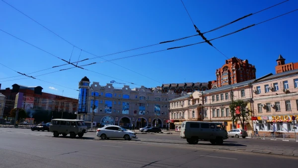 ТЦ Утюг на ул. Демонстрации
