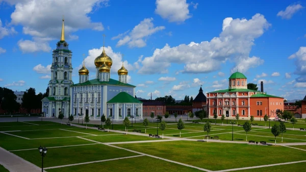 Тульский Кремль. Святоуспенский и Богоявленский соборы
