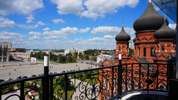 Вид с террасы ресторана Пряник