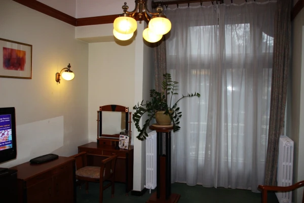 "Danubius Hotel Gellert" 4*. Номер стандарт.