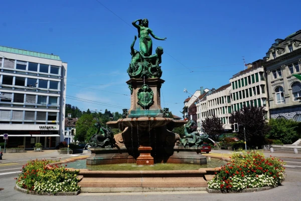 Фонтан Broderbrunnen