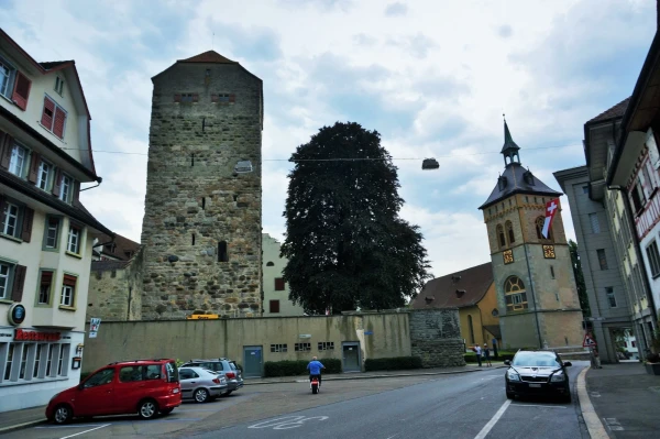 Средневековая башня замка арбона (Schloss Arbon)