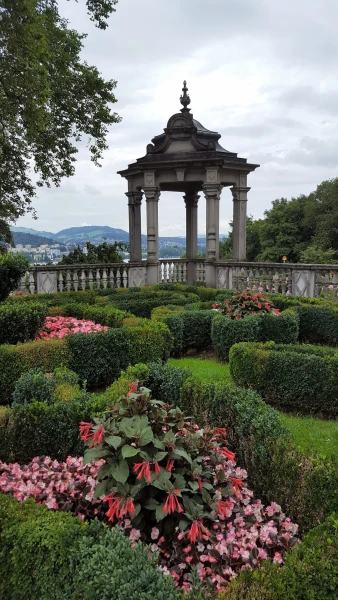 Замковый комплекс