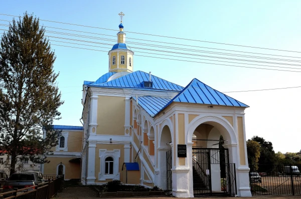 Нижне-Никольская церковь 18 века