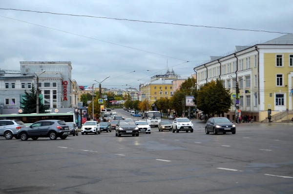 Пересечение пл. Победы и ул. Гагарина