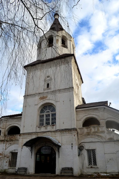 Колокольня храма Святой Варвары